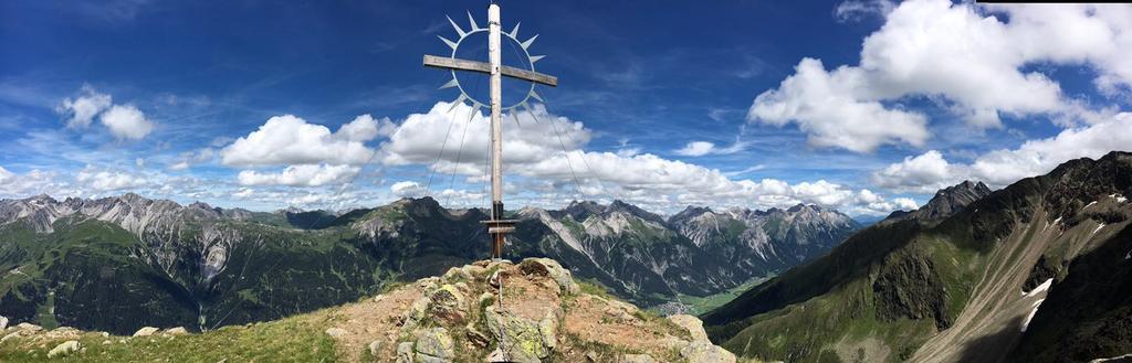 "Quality Hosts Arlberg" Hotel-Gasthof Freisleben سانكت أنتون ام ارلبرغ المظهر الخارجي الصورة