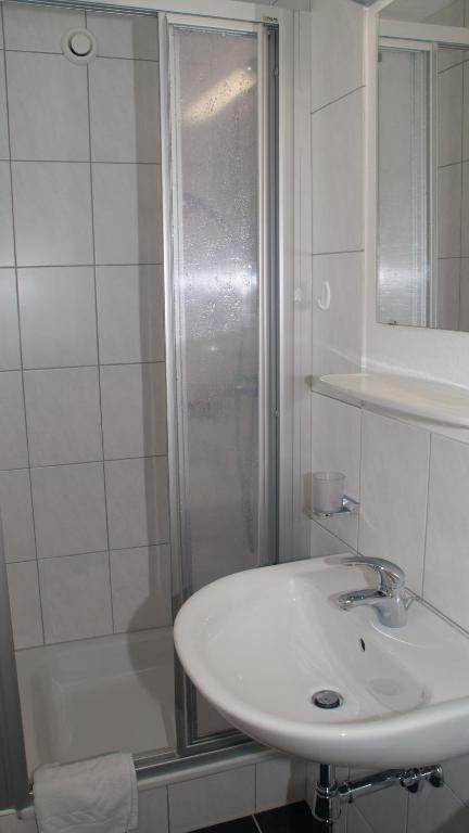 "Quality Hosts Arlberg" Hotel-Gasthof Freisleben سانكت أنتون ام ارلبرغ الغرفة الصورة