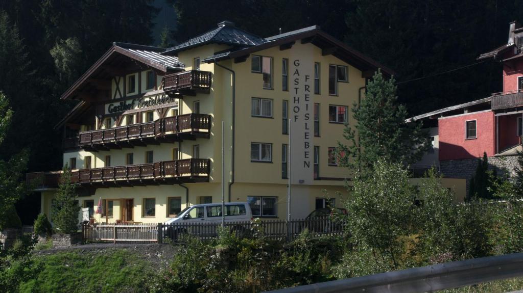 سانكت أنتون ام ارلبرغ "Quality Hosts Arlberg" Hotel-Gasthof Freisleben المظهر الخارجي الصورة